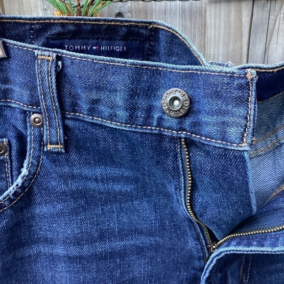 Men’s  Tommy Jeans - Picture 6 of 6